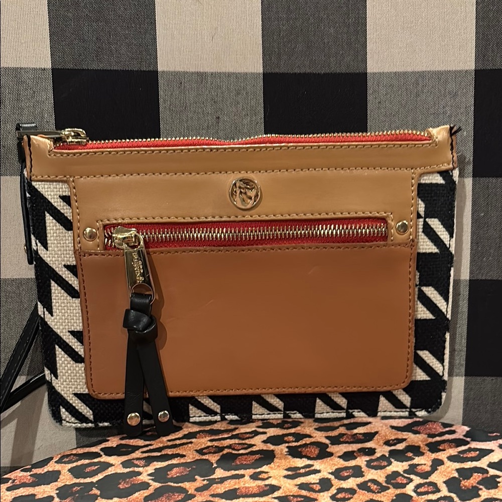 Stylish Tan and Black Crossbody Bag